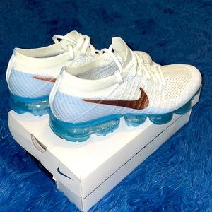 Nike Vapormax White/Light blue/Bronze 8W